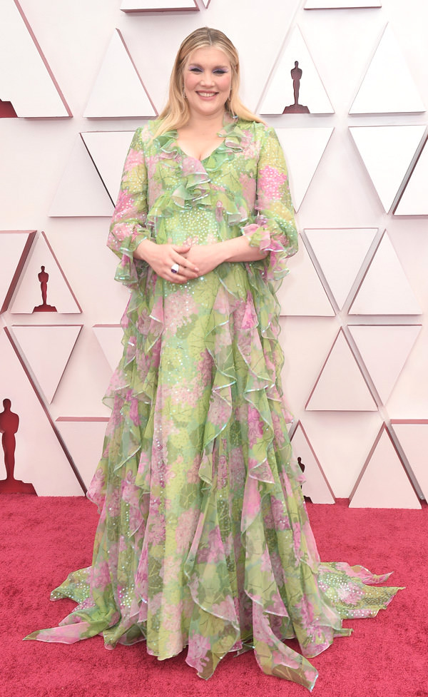 Oscars 2021 “promising Young Woman” Director Emerald Fennell In Gucci Tom Lorenzo