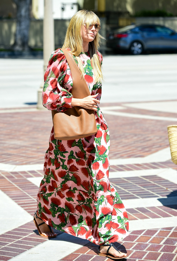 Heidi Klum Carries the Gucci Aphrodite Shoulder Bag on a Romantic Summer  Date Night – WWD