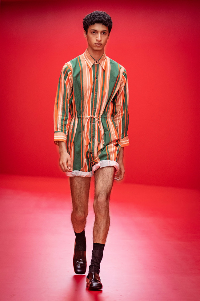 Prada Spring 2022 Menswear Collection - Tom + Lorenzo