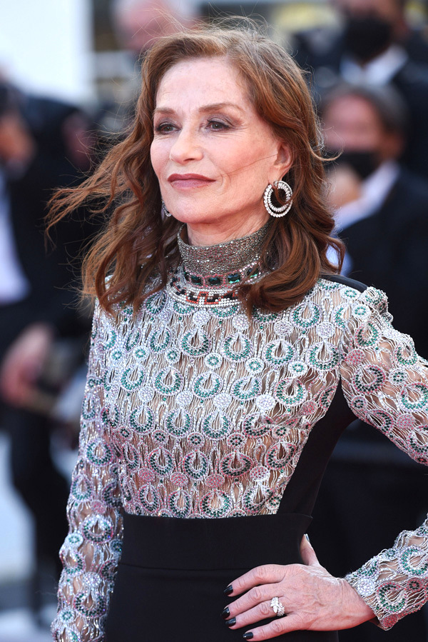 Cannes 2021 Isabelle Huppert in Louis Vuitton at the "'Aline, The