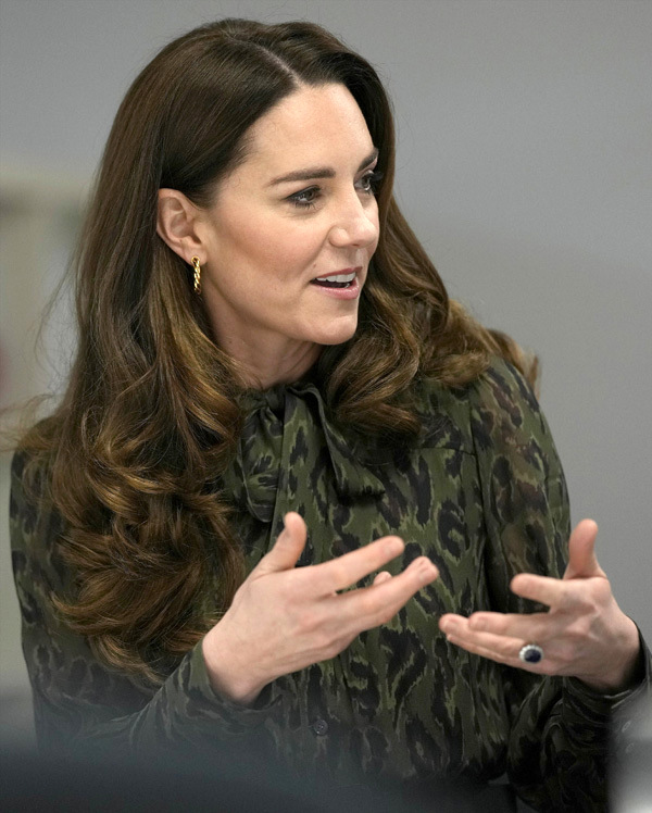 Cathy Cambridge Gives a Shout Out in Leopard Print - Tom + Lorenzo