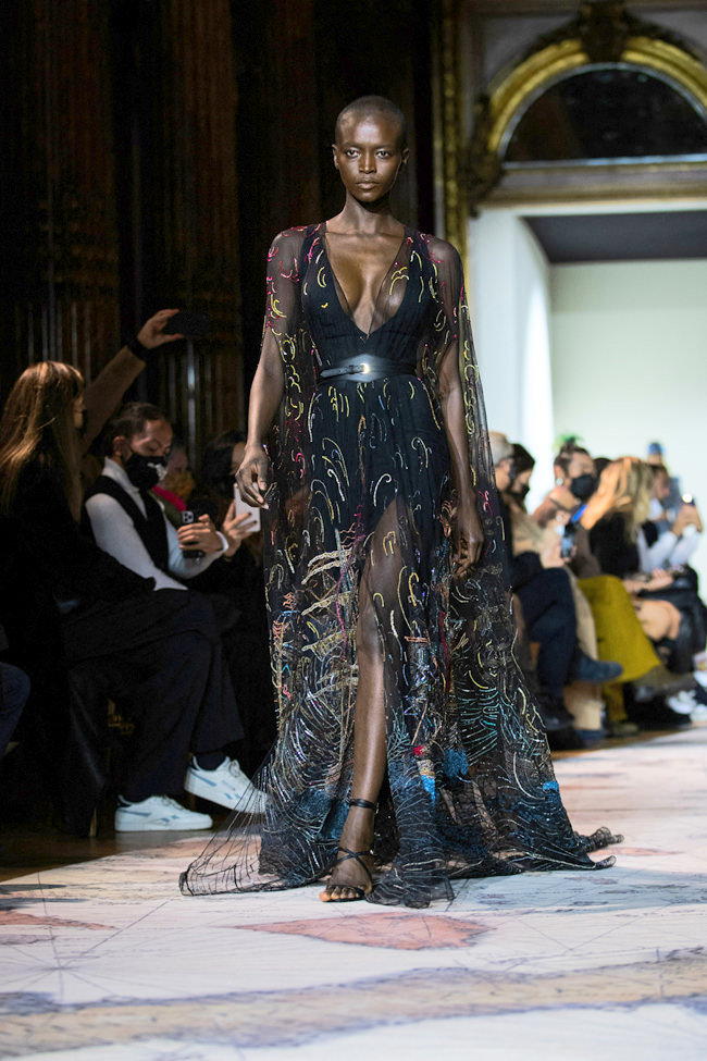 Zuhair Murad Spring 2022 Couture Collection - Tom + Lorenzo