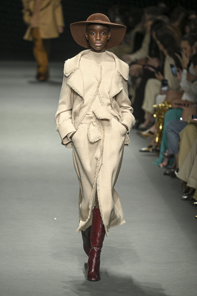 Milan Fashion Week: Alberta Ferretti Fall 2022 Collection - Tom + Lorenzo