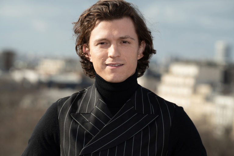 Tom Holland in Joshua Kane at the UNCHARTED Paris Photocall - Tom + Lorenzo