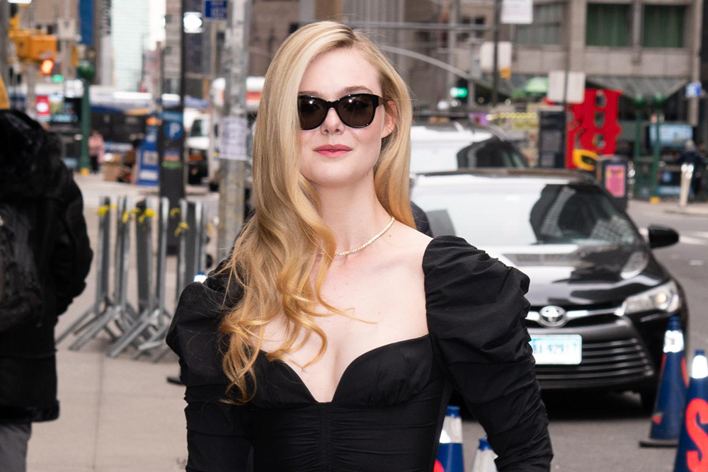 THE GIRL FROM PLAINVILLE Star Elle Fanning in Carolina Herrera at THE LATE SHOW WITH STEPHEN COLBERT