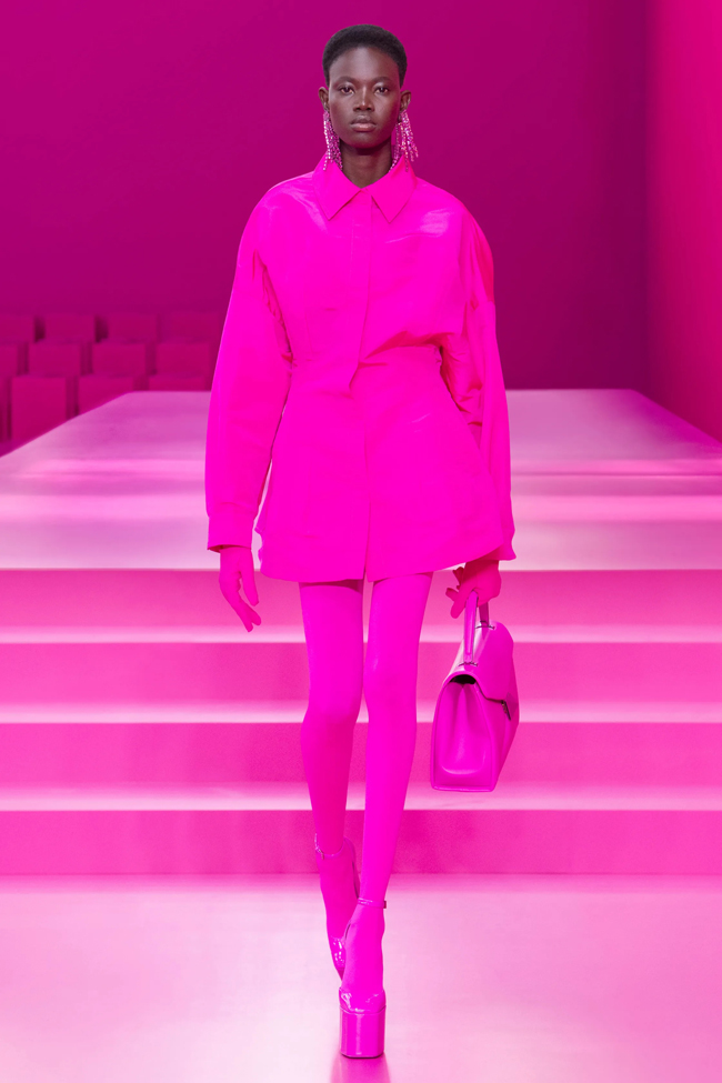 Louis-Vuitton-Fall-2022-Floral-Pattern-Bags-Trends-Style-Fashion-Tom-Lorenzo-Site-TLO  (11) - Tom + Lorenzo