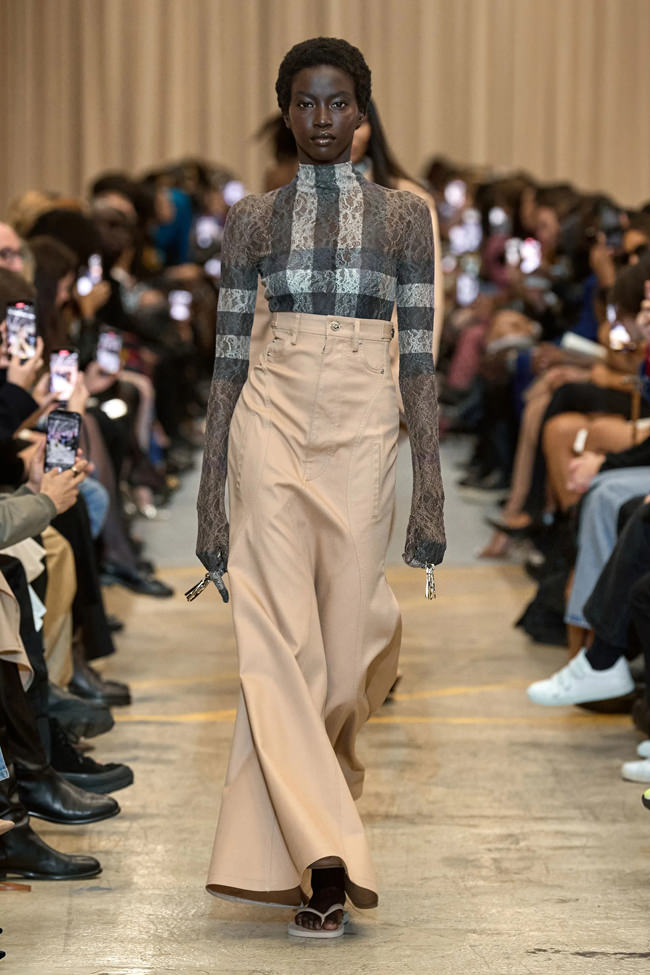Burberry's Pre-Spring 2021 Lookbook Is Modeled By Its Employees -  Fashionista