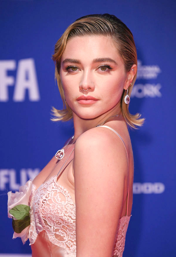 Florence-Pugh-Little-Women-Oscars-2020-Red-Carpet-Fashion-Louis-Vuitton-Tom-Lorenzo-Site  (11) - Tom + Lorenzo