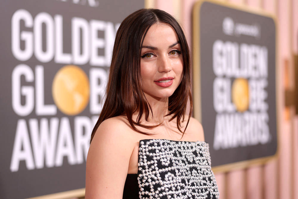 Golden Globes 2023: BLONDE Star Ana de Armas in Louis Vuitton: IN or OUT? -  Tom + Lorenzo