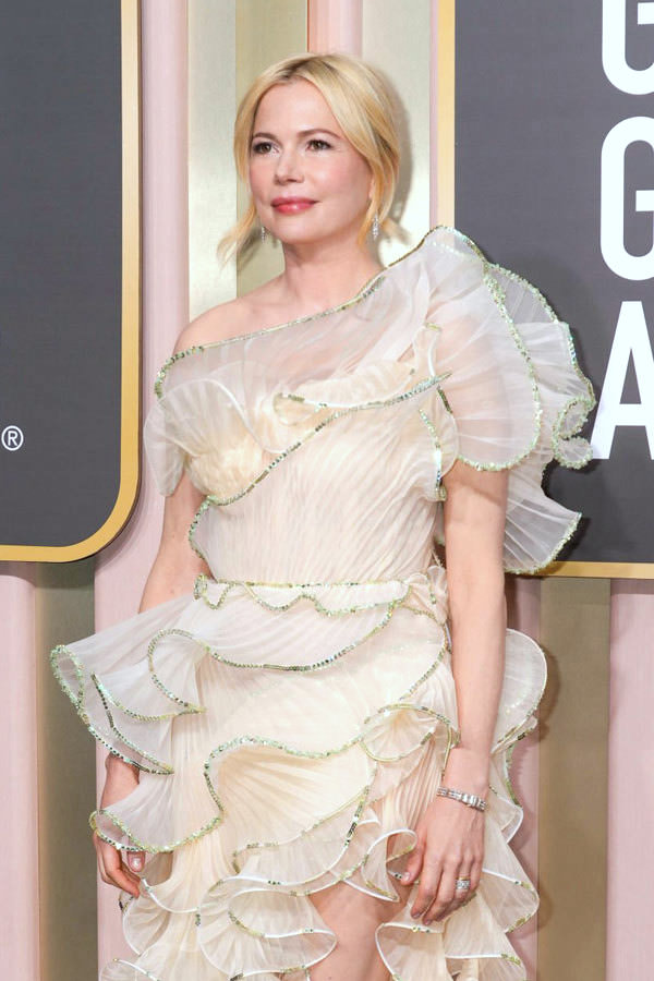 Michelle Williams Wears Slinky Gold Foil in Toronto - Go Fug Yourself