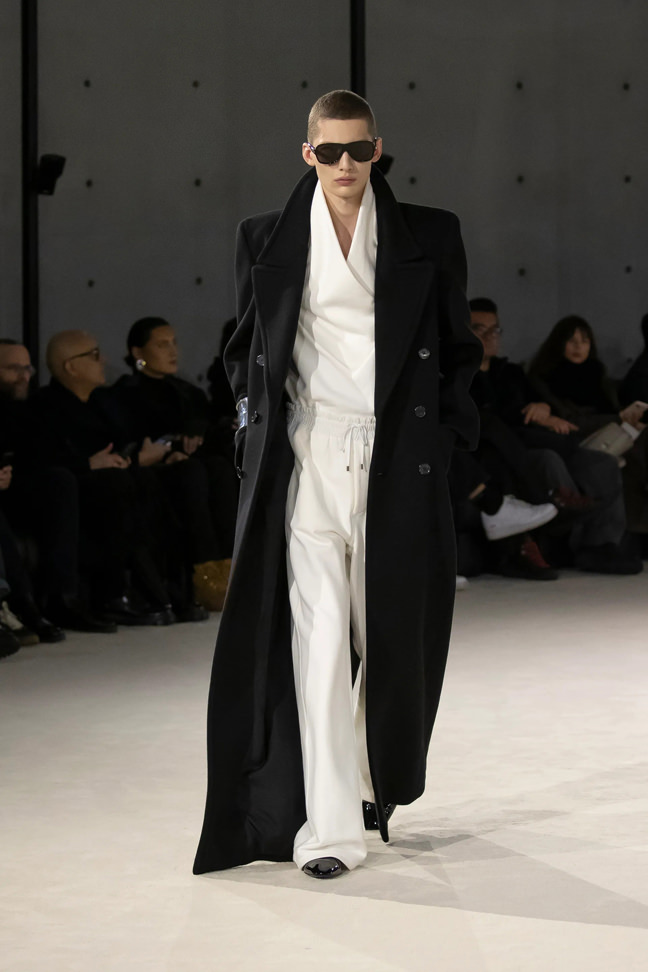 Paris Fashion Week: Saint Laurent Fall 2023 Menswear Collection - Tom ...