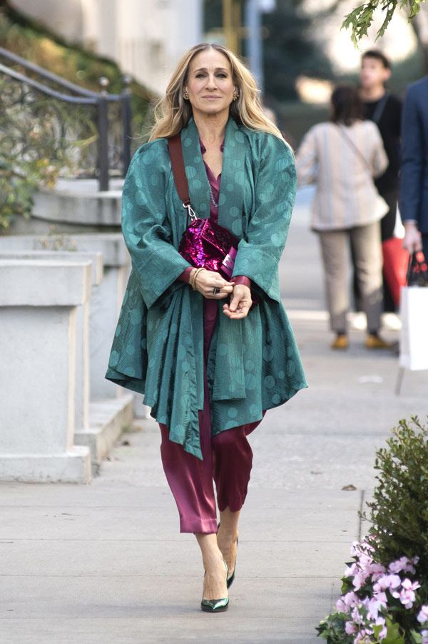 Sarah Jessica Parker on the Set of AND JUST LIKE THAT... - Tom + Lorenzo