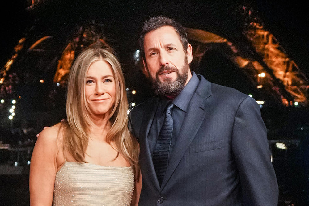 Jennifer Aniston Shares Behind-the-Scenes Clip from 'Murder Mystery 2