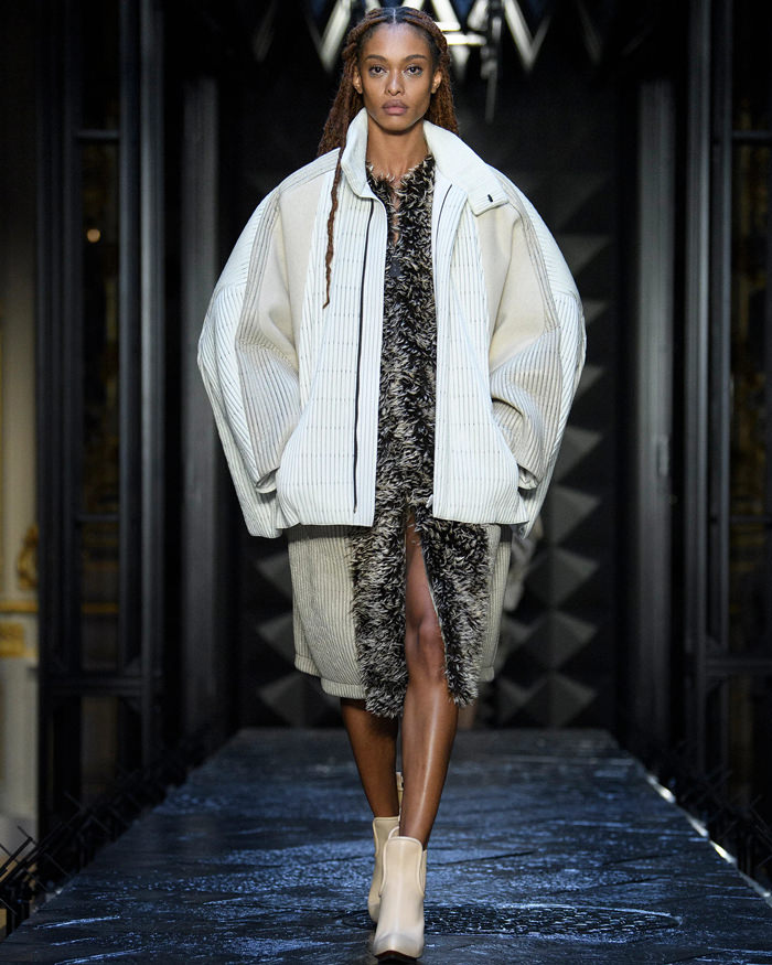 Louis Vuitton Show During Fall/Winter Paris Fashion Week - Runway - Tom +  Lorenzo