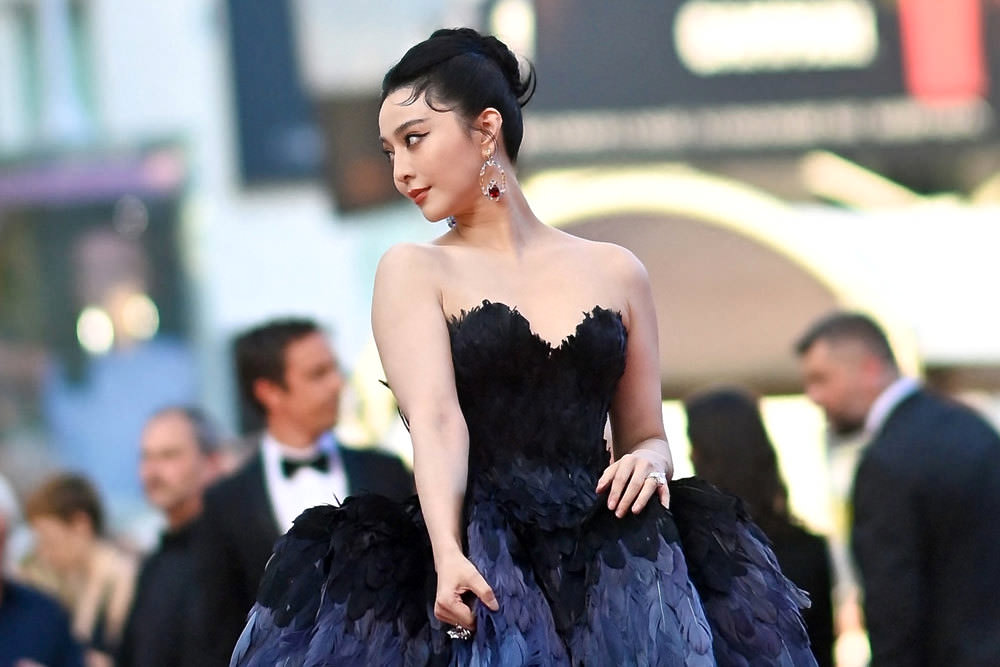 2023 Cannes Film Festival: Fan Bingbing in Georges Hobeika Couture at the  Closing Ceremony - Tom + Lorenzo