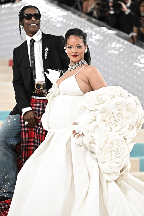 MET Gala 2023: Rihanna (in Valentino) and A$AP Rocky (in Gucci) - Tom ...