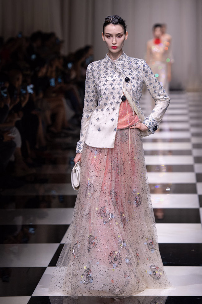 Armani Privé Fashion Fall 2023 Couture Collection - Tom + Lorenzo