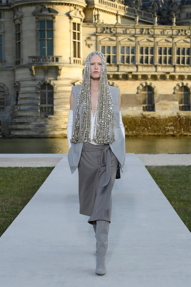 Cardi-B-Paris-Fashion-Week-PFW-Chanel-Front-Row-Spring-2020-Tom-Lorenzo-Site  (8) - Tom + Lorenzo