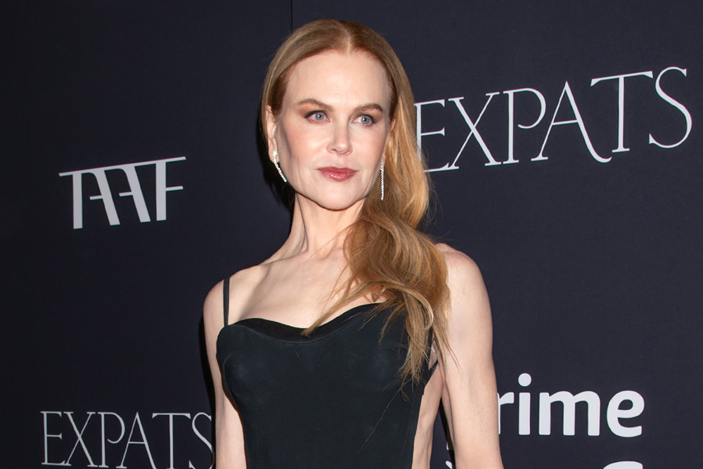 Nicole Kidman in Atelier Versace at the EXPATS New York City Premiere