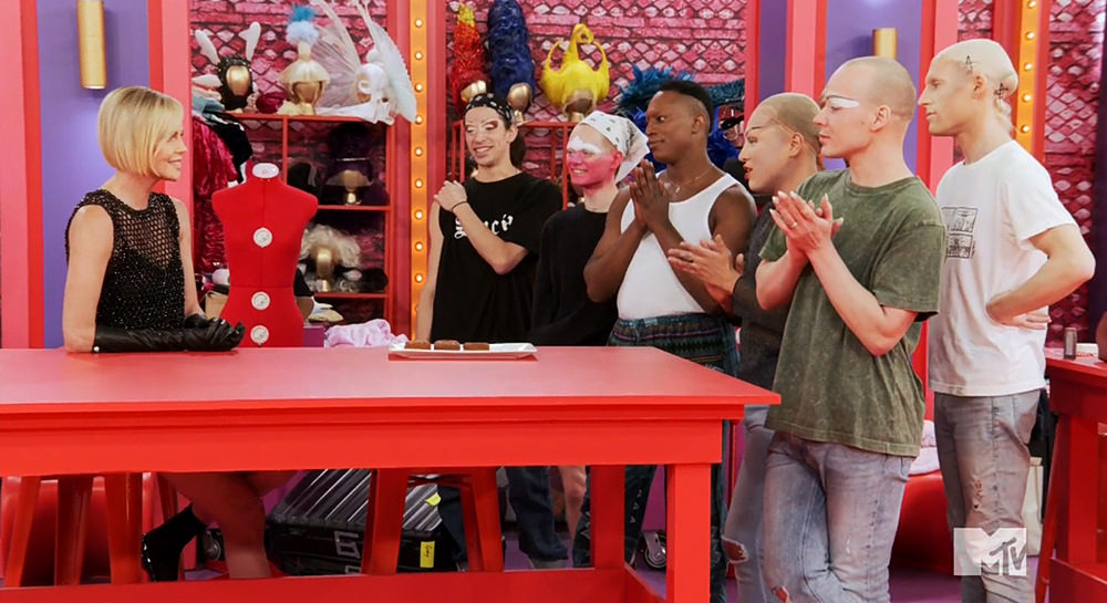rupaul's drag race season 16 ep 1