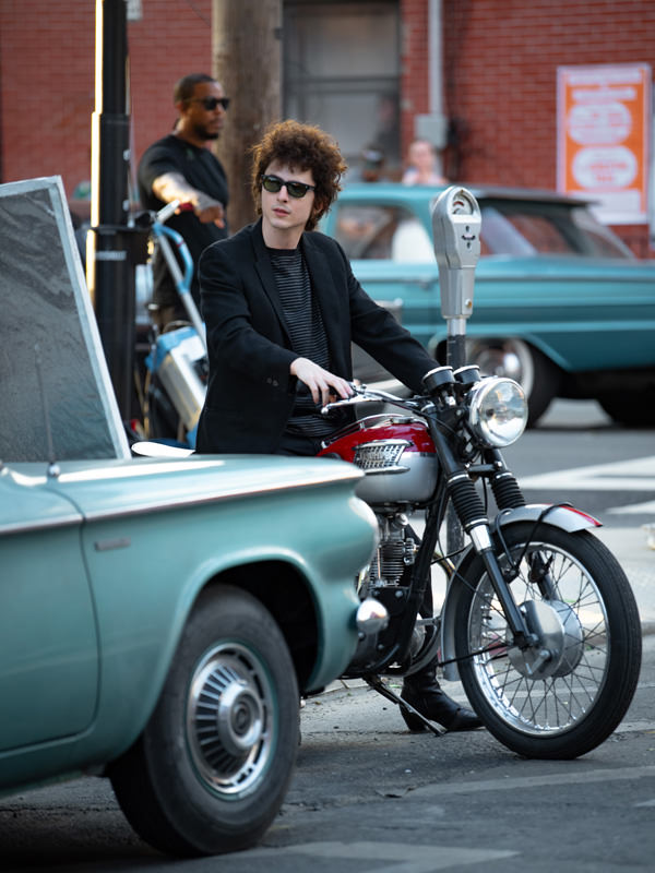 Timothée Chalamet on Set Filming A COMPLETE UNKNOWN in Hoboken - Tom ...