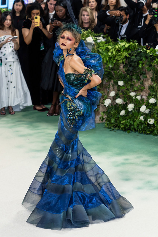 Met Gala 2024: Zendaya in Maison Margiela Couture and Givenchy Couture ...