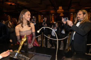 Oscars 2025: EMILIA PÉREZ Star Zoe Saldaña in Saint Laurent - Tom + Lorenzo