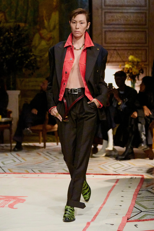 Versace-Spring-2026-Womenswear-Collection-Milan-Fashion-Week-Tom ...