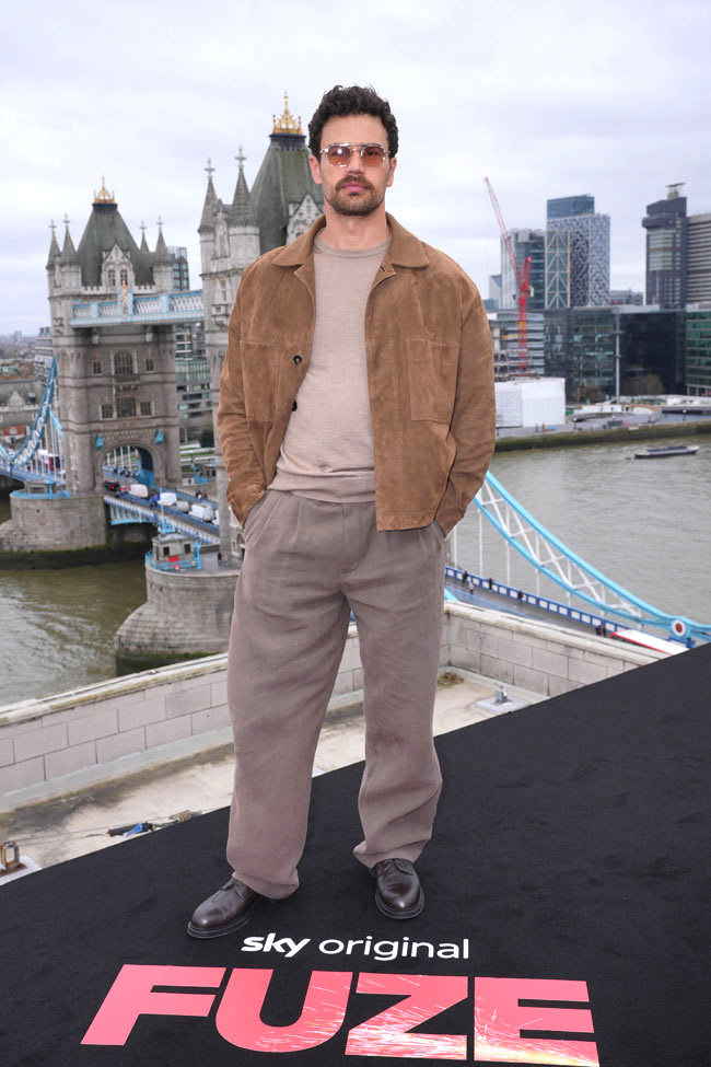 Aaron Taylor-Johnson, Gugu Mbatha-Raw, Theo James, and Saffron Hocking at the FUZE London Photo Call and Premiere