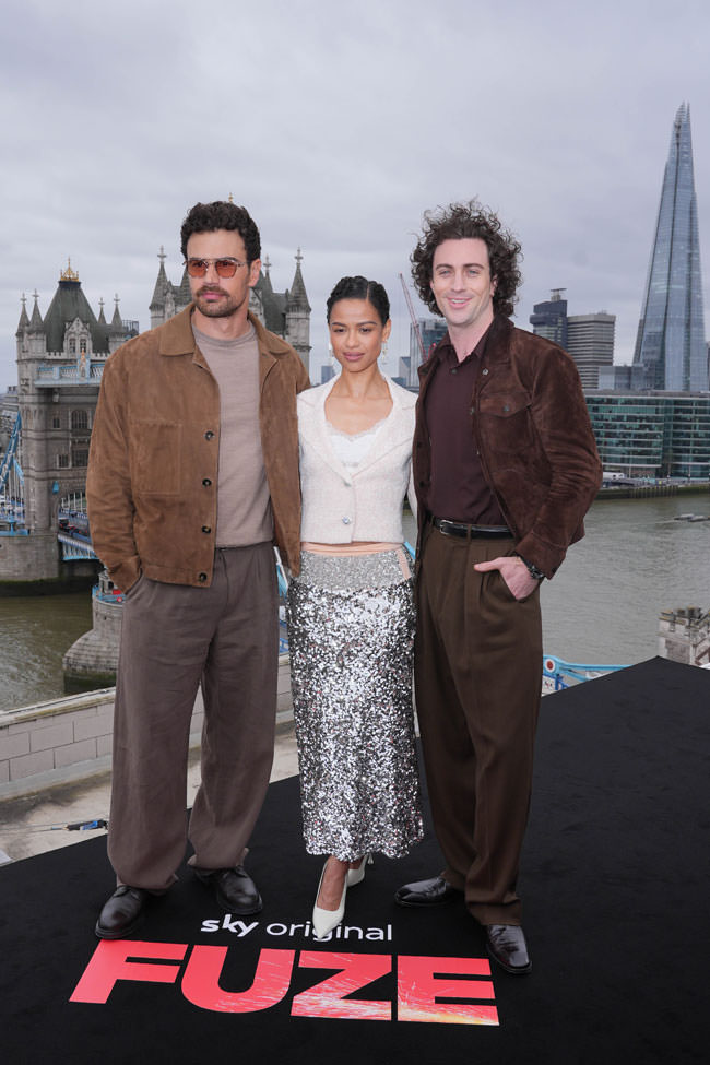 Aaron Taylor-Johnson, Gugu Mbatha-Raw, Theo James, and Saffron Hocking at the FUZE London Photo Call and Premiere