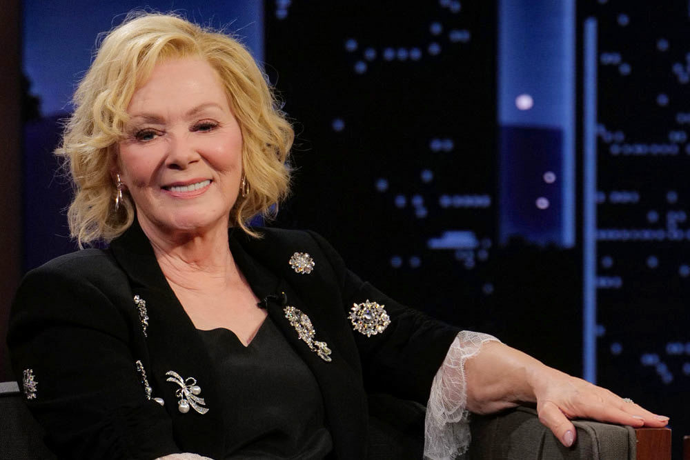Jean Smart Promotes New Season of HACKS on JIMMY KIMMEL LIVE! in Cinq à Sept
