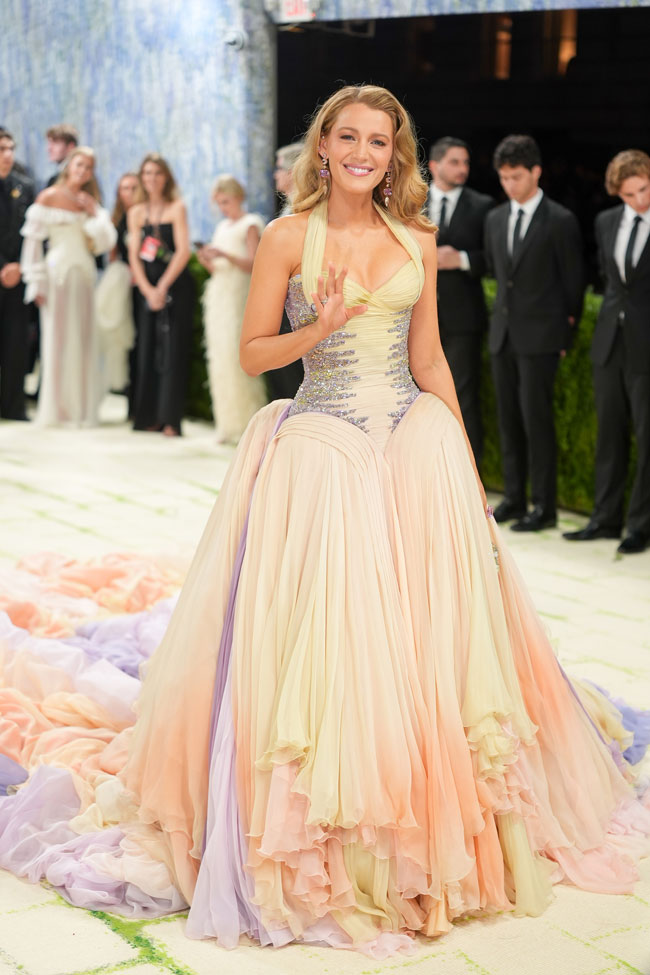 Met Gala 2026: Blake Lively in Archival Atelier Versace: IN or OUT?