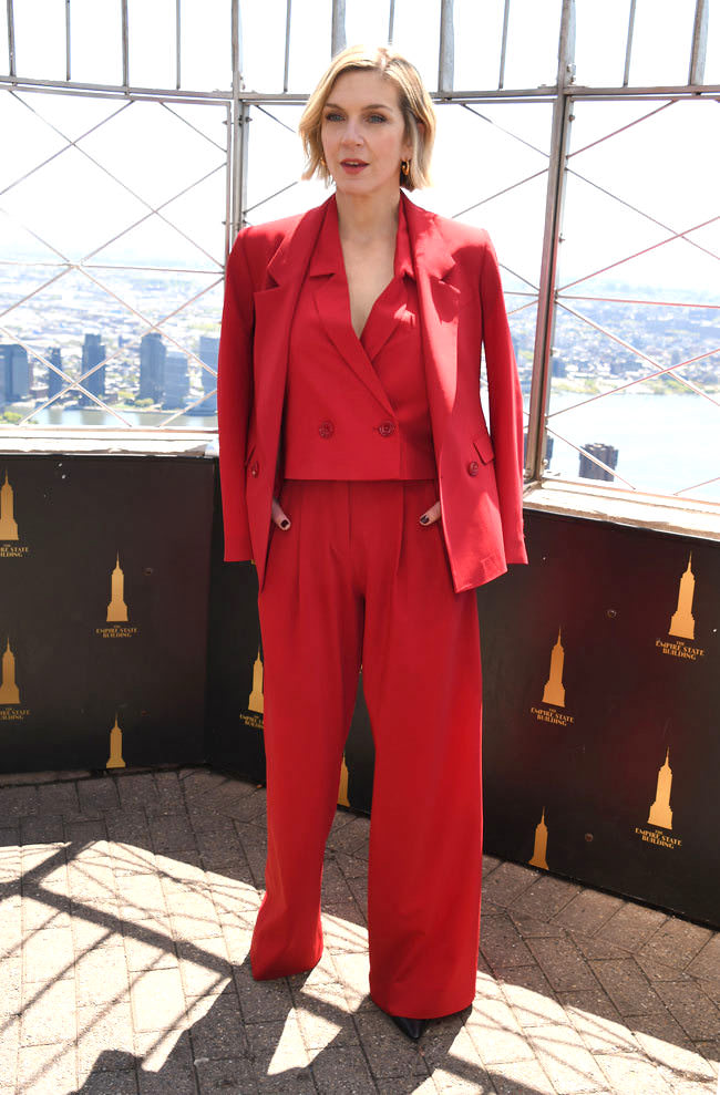 Rhea Seehorn Visits The Empire State Building to Celebrate PLURIBUS in Dorothee Schumacher