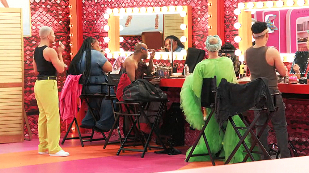 RUPAUL’S DRAG RACE ALL STARS: DUETS IT TAKES TWO