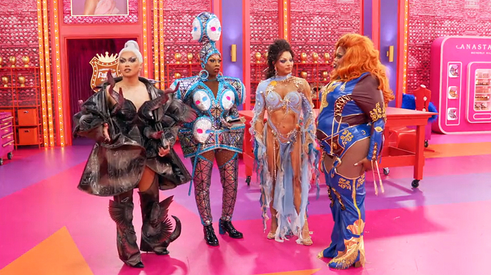 RUPAUL’S DRAG RACE ALL STARS: DUETS IT TAKES TWO