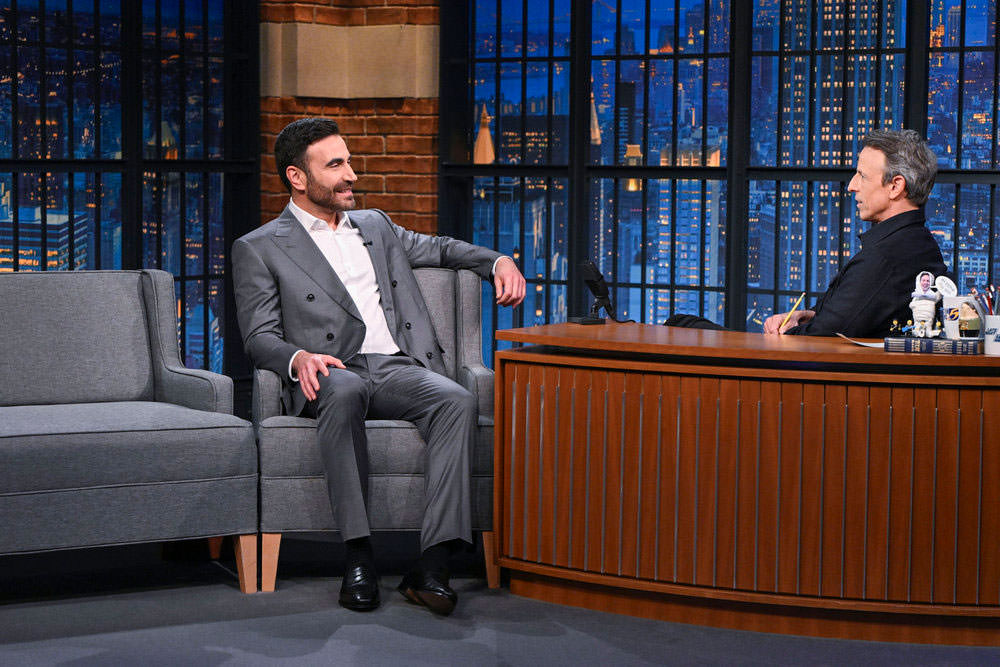 OFFICE ROMANCE Star Brett Goldstein on LATE NIGHT WITH SETH MEYERS